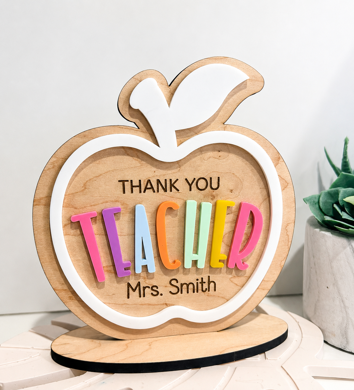 🍎 Personalized Teacher Appreciation Apple Sign